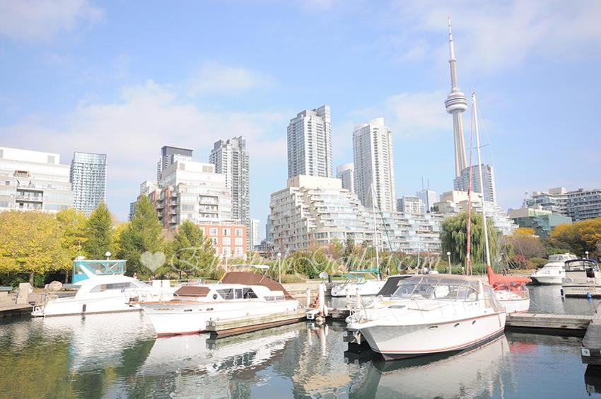 Luxury Condo With Cn Tower View Toronto Exterior foto